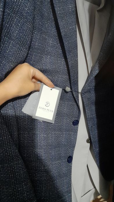 Продам новый пиджак.