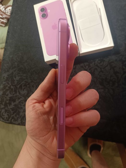 Продавам IFHONE 16  128 gb. НОВ!!!