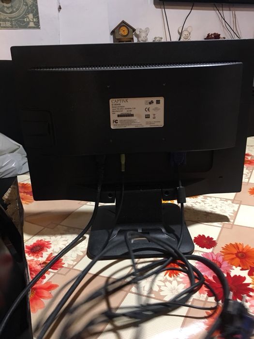 Монитор за компютър CAPTIVA
