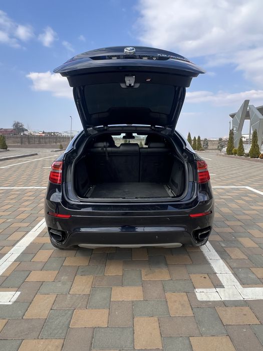 BMW X6 M50d 381CP