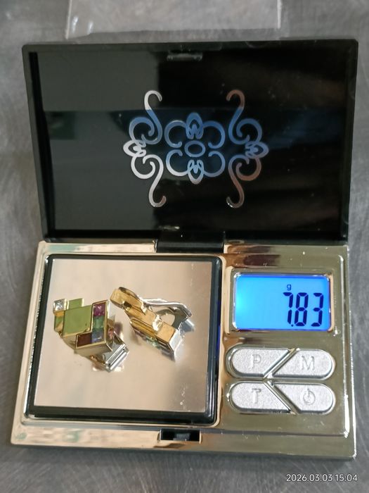 Vind cercei art deco din aur 18kt cu safir si diamante