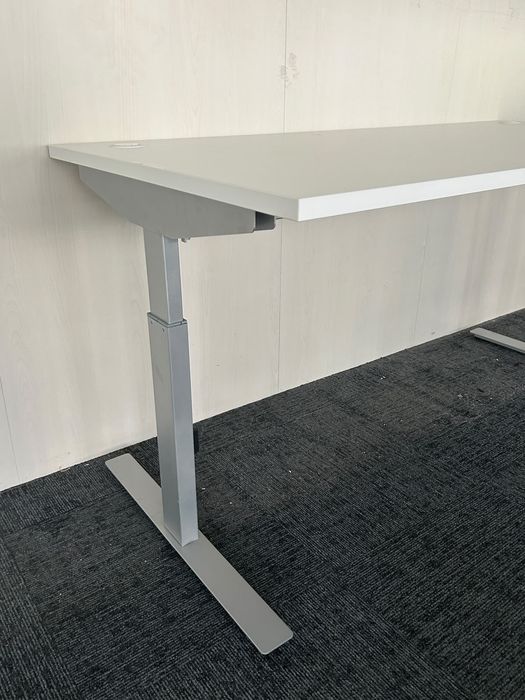 17 Buc. Birou Reglabil pe Înălțime 160x80 cm, Cadru Metalic; Masă de Lucru; Mobilier Office Desk