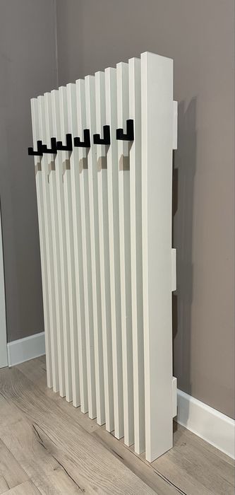 Вешалка настенная