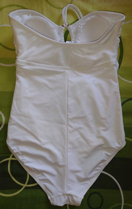 Цял дамски бански