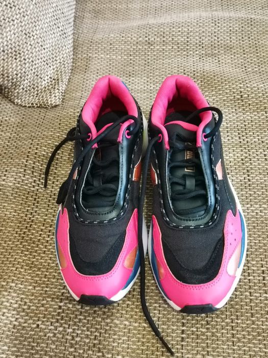 2 чифта маратонки Puma номер 36, цена за чифт 40 лв