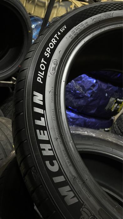265/45 R21 Michelin PS4 Suv на Li9 Li7