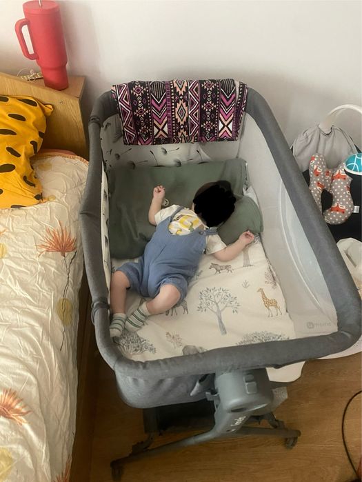 Masa Mappy Smart Turtles 2 in 1 pentru infasat bebelusi cu cadita inclusa + pătuț – super practic, stare foarte buna