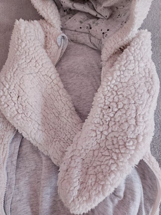 Мъхест гащеризон с ушички Primark / Пухкав космонавт