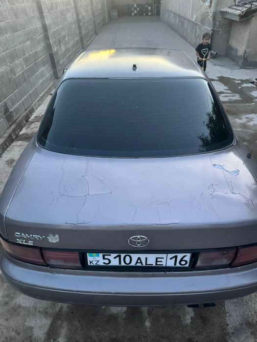 Автомобиль  Камри