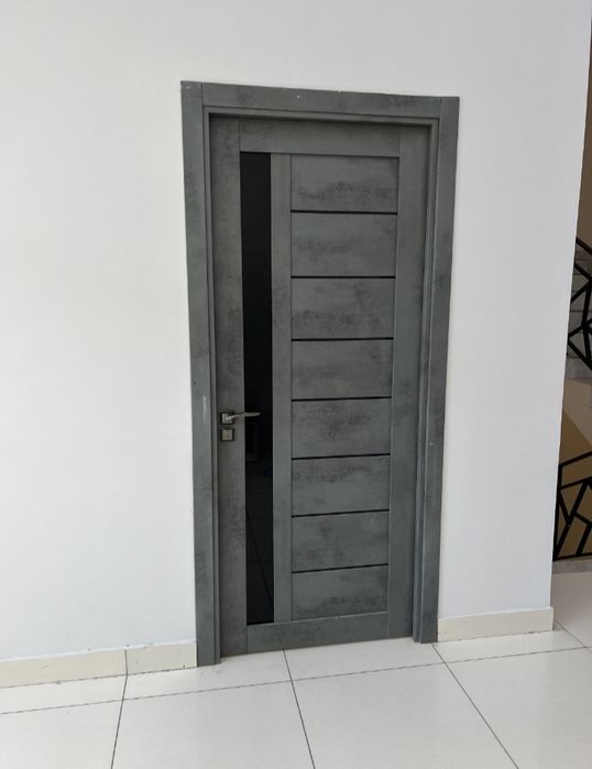 Установка межкомнатных дверей из России