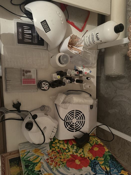 Продам набор для маникюра