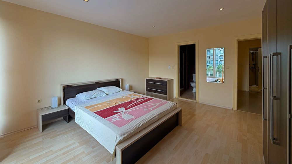 Продава се Тристаен апартамент в Свети Влас - 110 кв.м за 1091 €/кв.м - Снимка #9