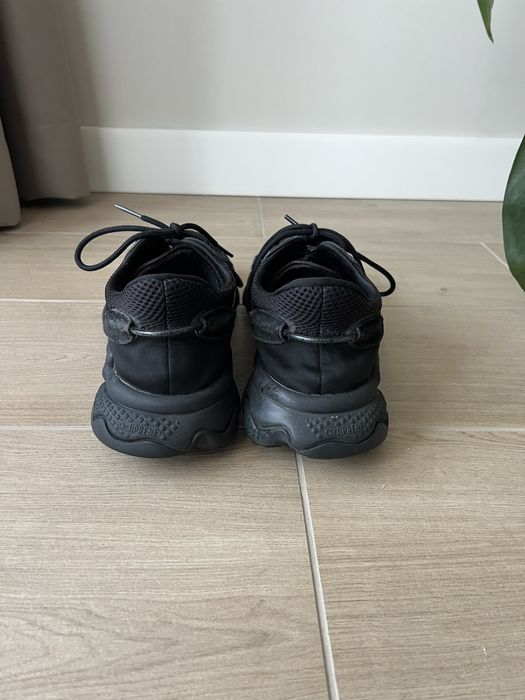 Маратонки Adidas Ozweego Core Black