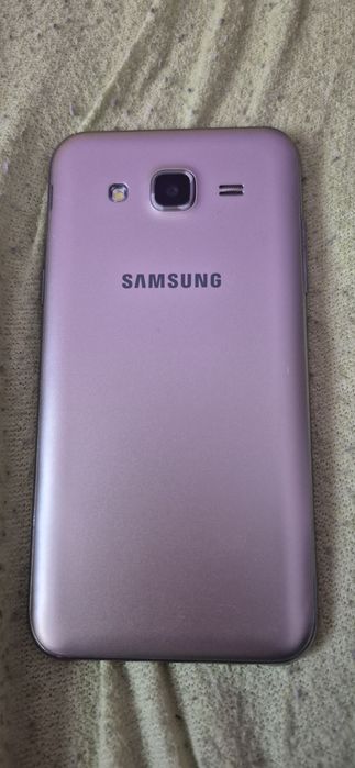 Vând telefon Samsung J 5.