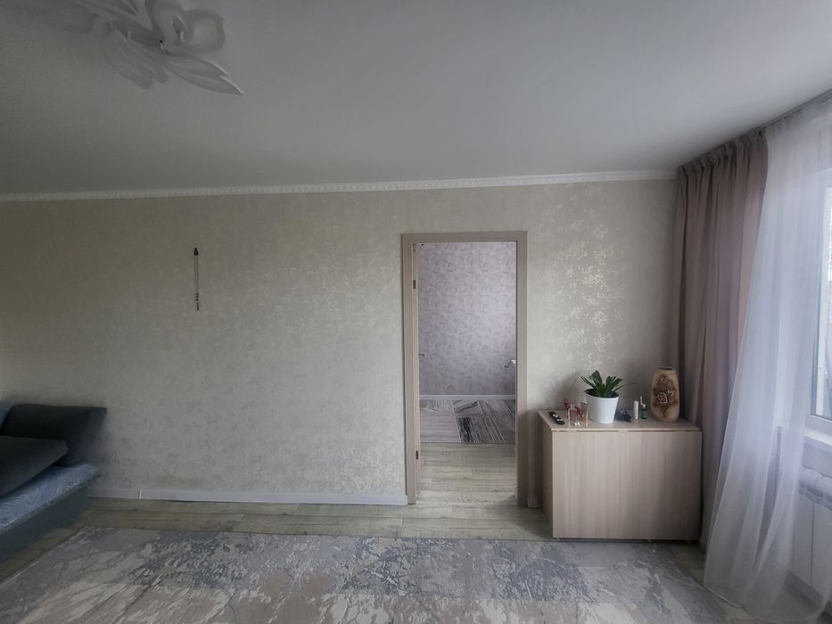 Продам 2 комнатную квартиру