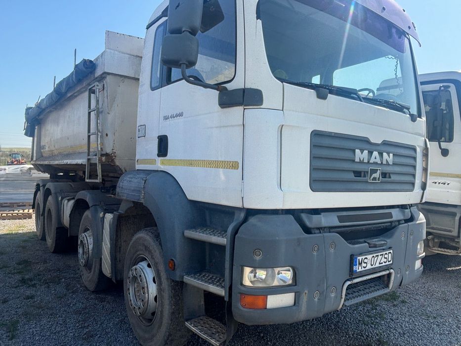 Autobasculanta MAN 8x4