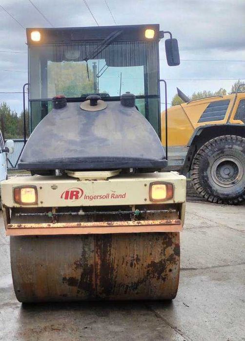 Каток Volvo DD95-1