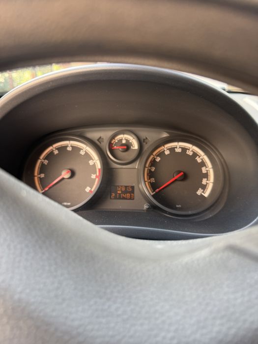 Opel Corsa D 1.2 benzină 2008