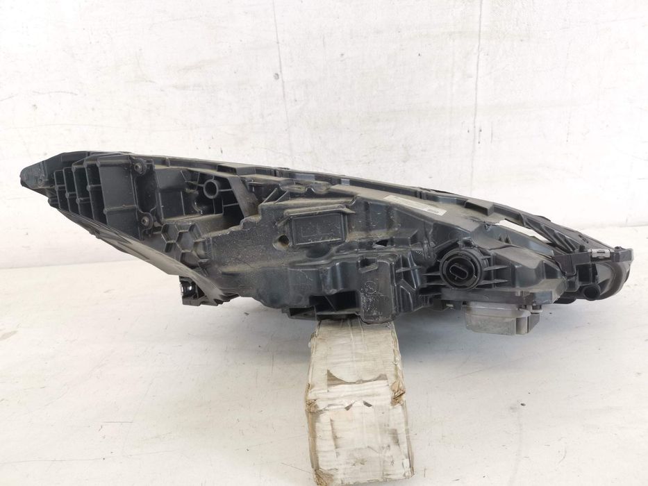 Ляв фар Led Тесла Модел 3 / Tesla Model 3 [ - ] Оригинален Повреден