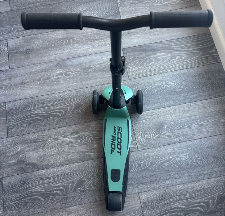Trotineta Scoot and Ride
