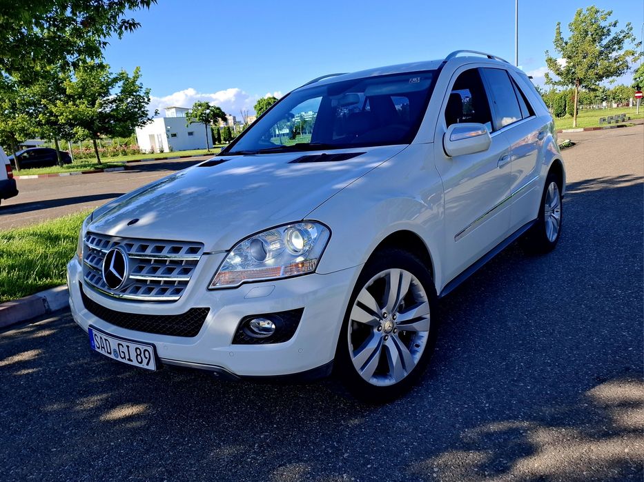 MERCEDES-BENZ ML-Class 2010