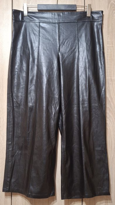 Zara кожен панталон