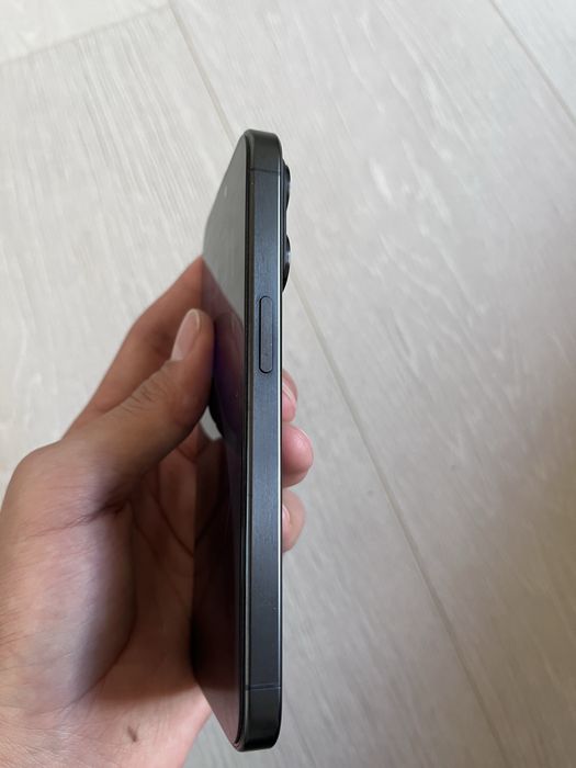Iphone 15pro с гарантией