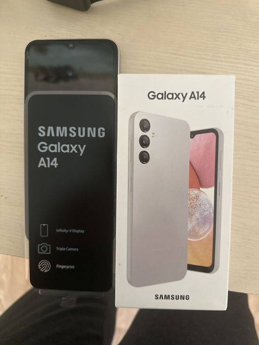 Продается смартфон самсунг