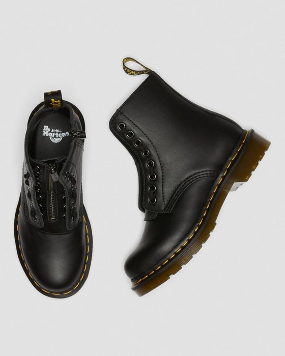 Чисто нови боти Dr. Martens