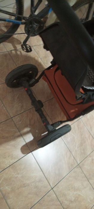Продам коляску с люлькой
