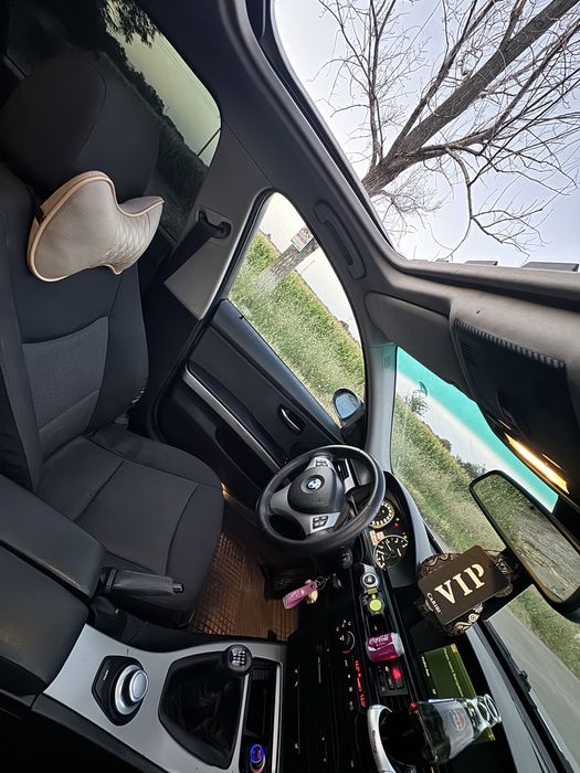 BMW E90 318i 2.0 Benzină • 2007 • Îngrijit