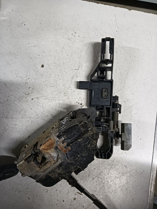 Broasca Usa Stanga Fata Renault Laguna Ii (Bg0/1_) [ 2001 - 2007 ]