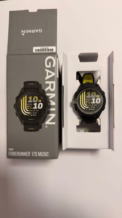 Garmin Forerunner 170 Music 43 mm – Black/Yellow