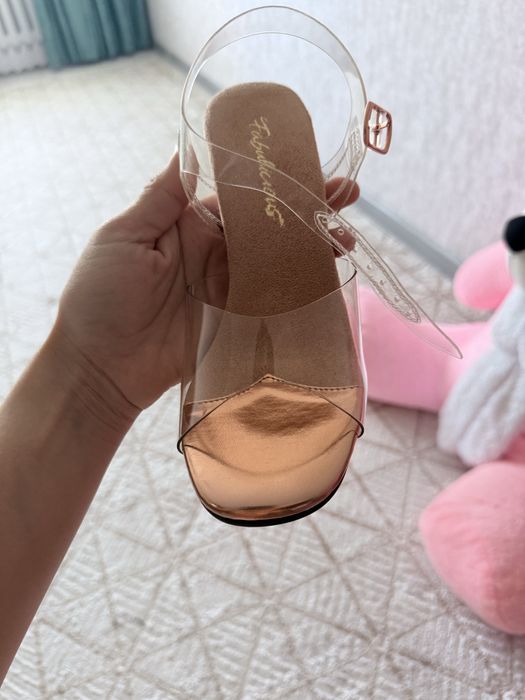 Продам туфли для фит бикини