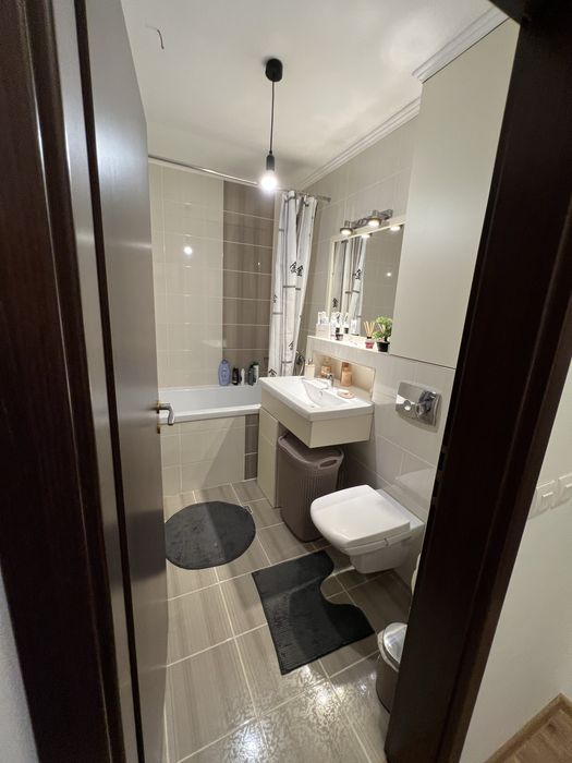 Apartament 3 camere de inchiriat