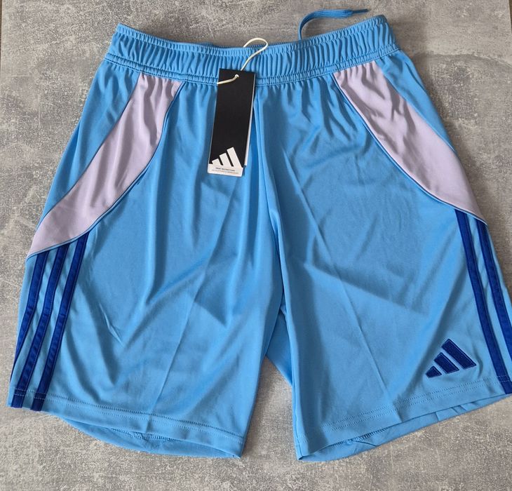 Pantaloni scurți Adidas