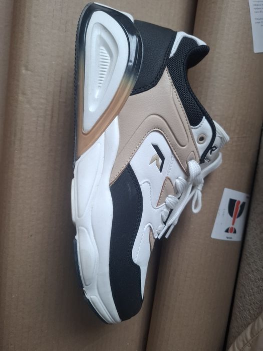 Дамски Маратонки