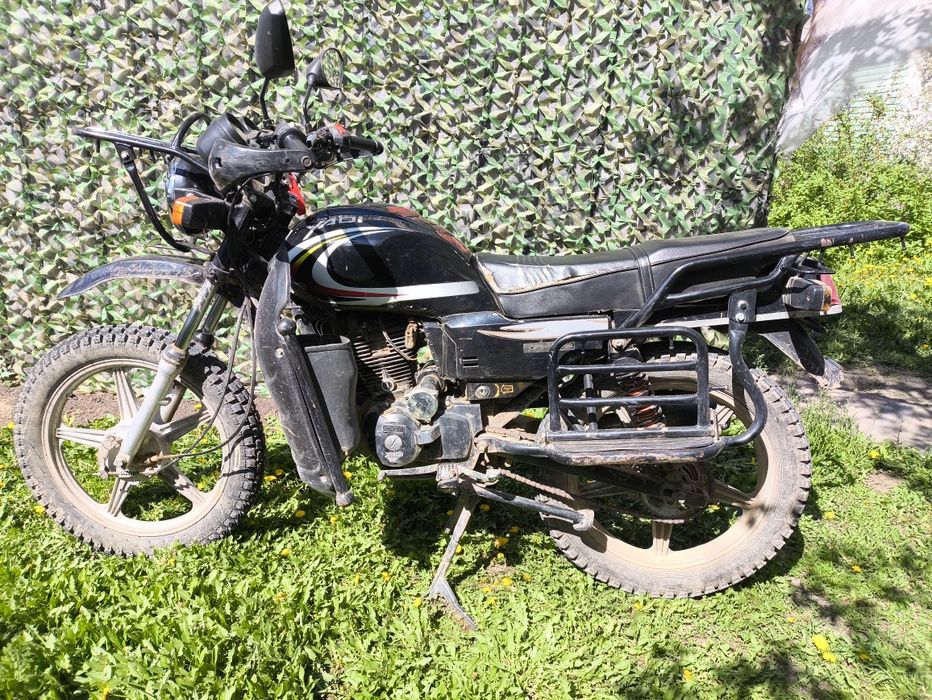 Мотоцикл yaqi 200
