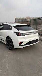 zeekr 001 we 4wd 95kwh podzakaz