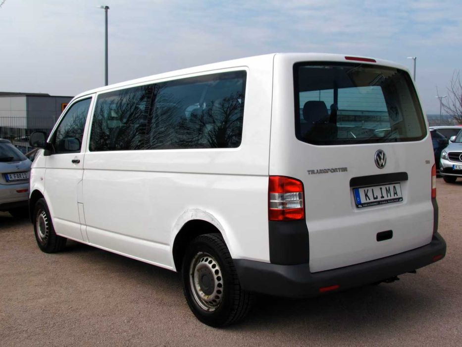 vanzare vw transporter 2.0 tdi 8+1 locuri 8400 euro