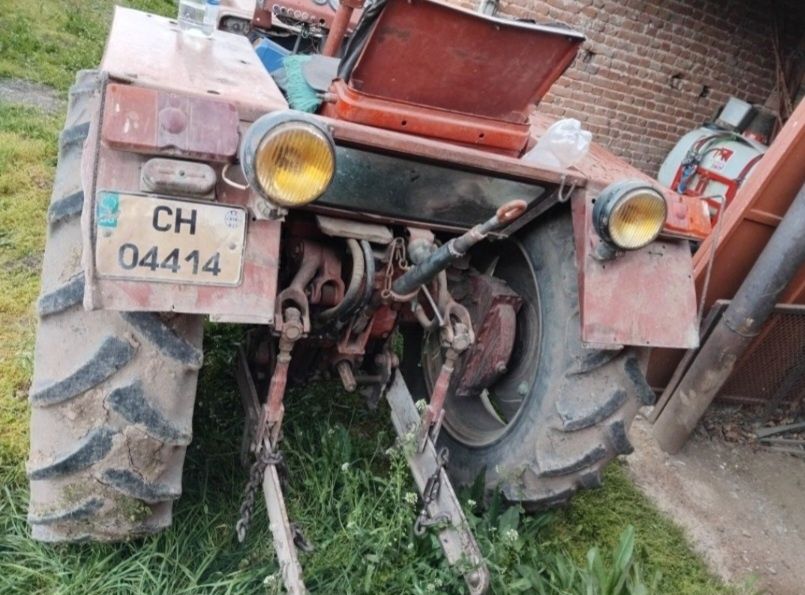 Трактор Владимировец