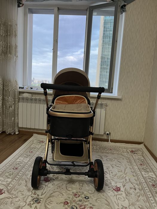 коляска в хорошем состоянии