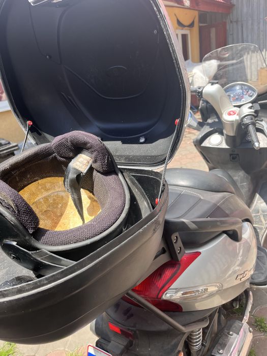 Vând scuter Kymco Dink 150