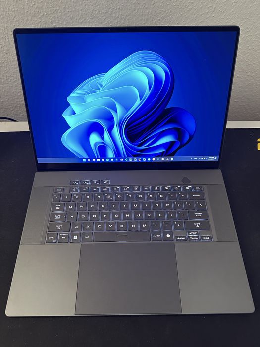 Laptop ASUS ROG Zephyrus G16 OLED 2024, Ryzen AI 9, RTX 4060, 32Gb RAM