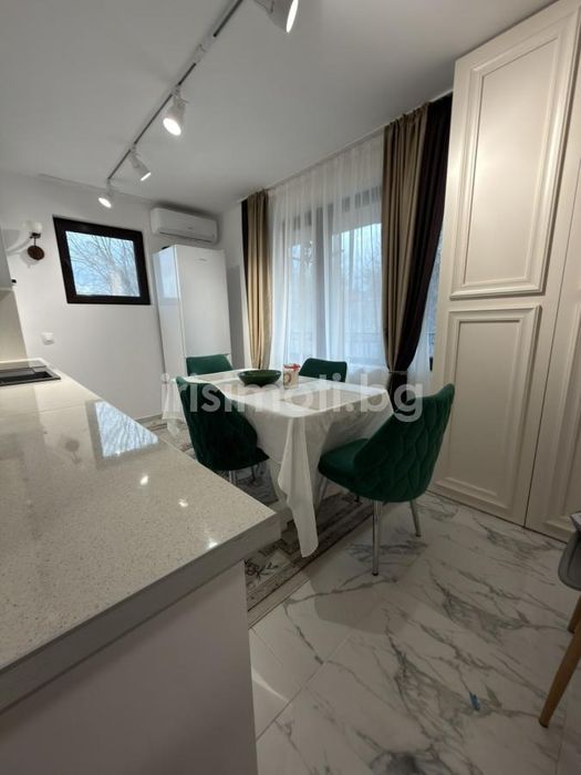 Под наем двустаен, €650, 70кв.м. в Бояна