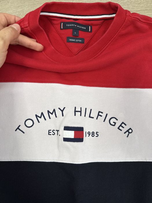 Оригинални Суичъри Guess,Adidas,Tommy Hilfiger