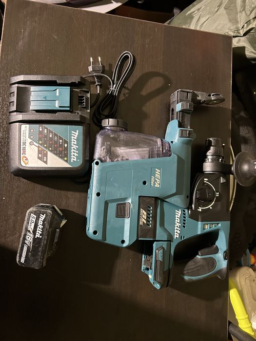 Rotopercutor makita DHR242!!