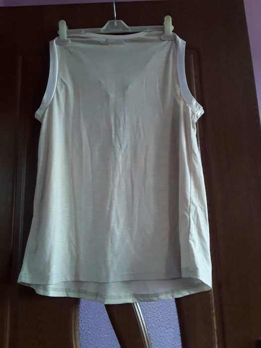 Vând Bluză Damă Elegantă Mărimea XL Nouă