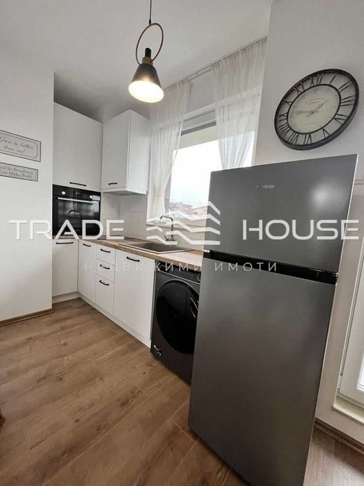 Дава се под наем Двустаен апартамент в Пловдив, Младежки Хълм - 60 кв.м за 600 € - Снимка #3