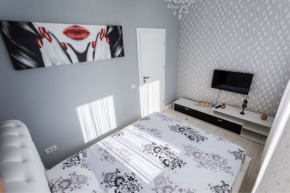 Inchiriez apartament 2 camere Mamaia Nord